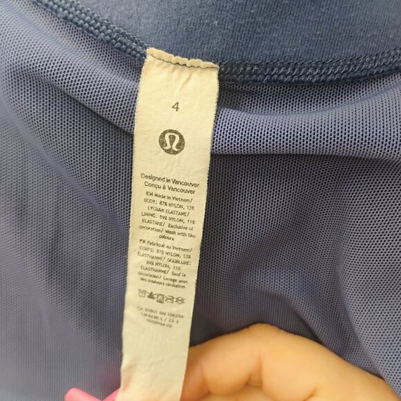 LULULEMON DEFINE JACKET NULU~SHADE~GOLD ZIPPER Size 4 - Picture 13 of 14